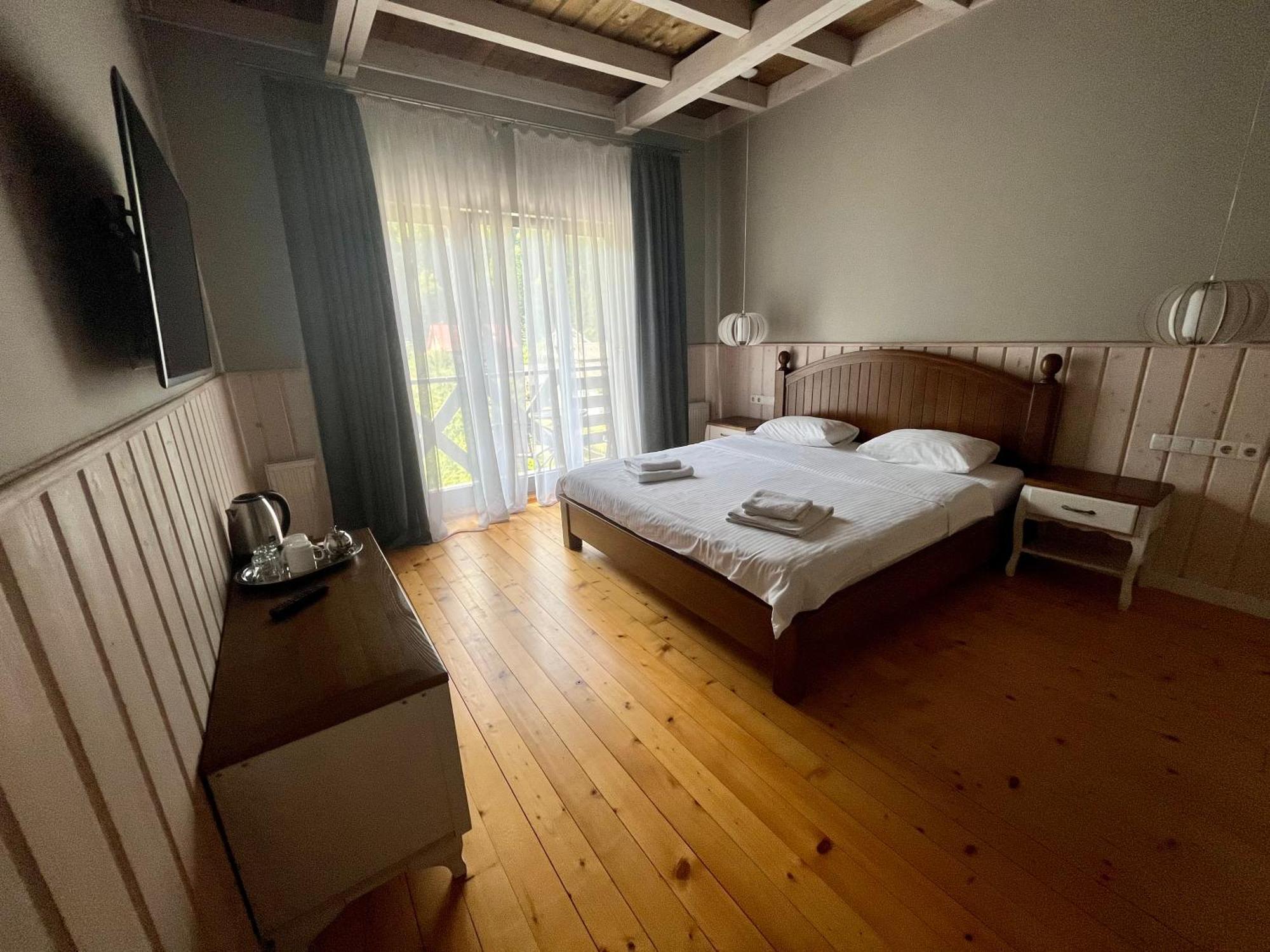 Hygge Otel Tatariv Dış mekan fotoğraf