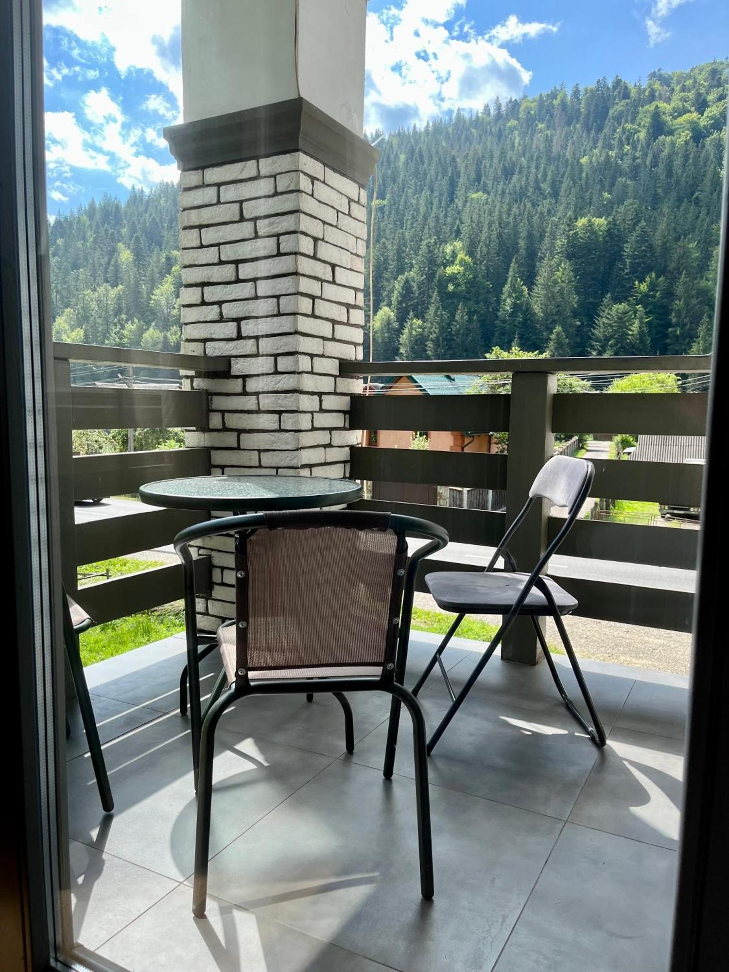 Hygge Otel Tatariv Dış mekan fotoğraf