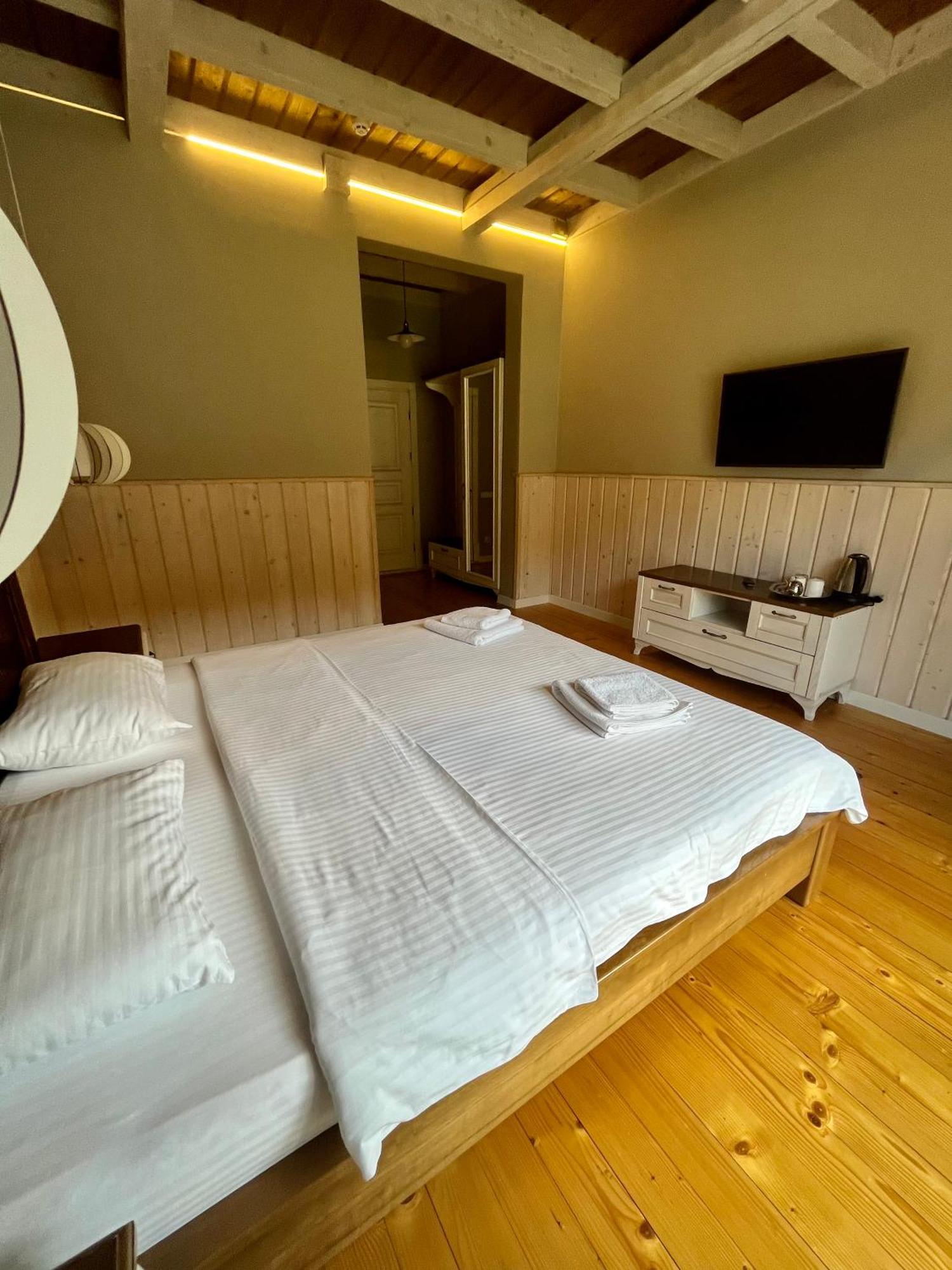 Hygge Otel Tatariv Dış mekan fotoğraf