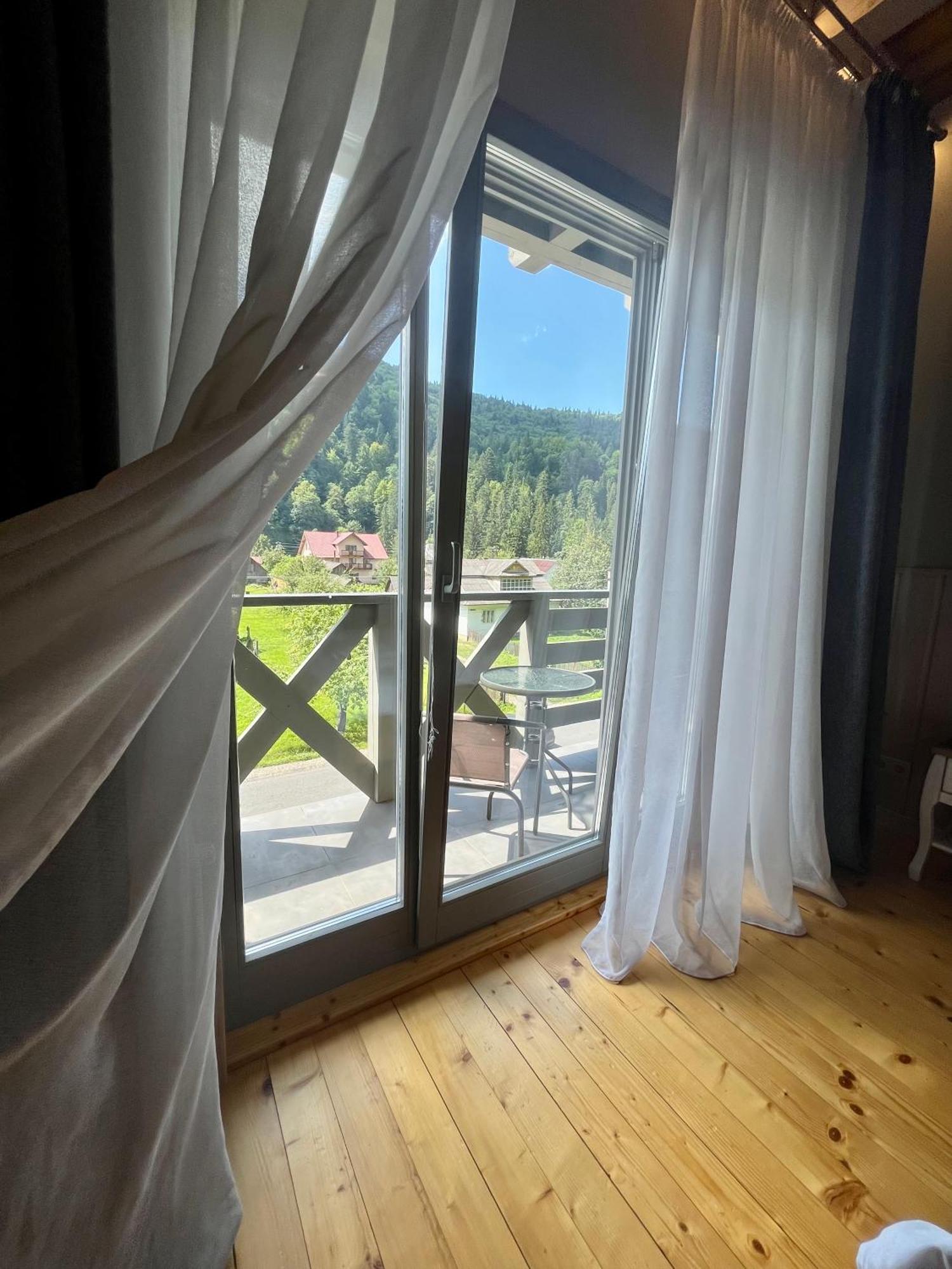 Hygge Otel Tatariv Dış mekan fotoğraf